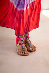 Sandalen mit Aufwendiger Stickerei