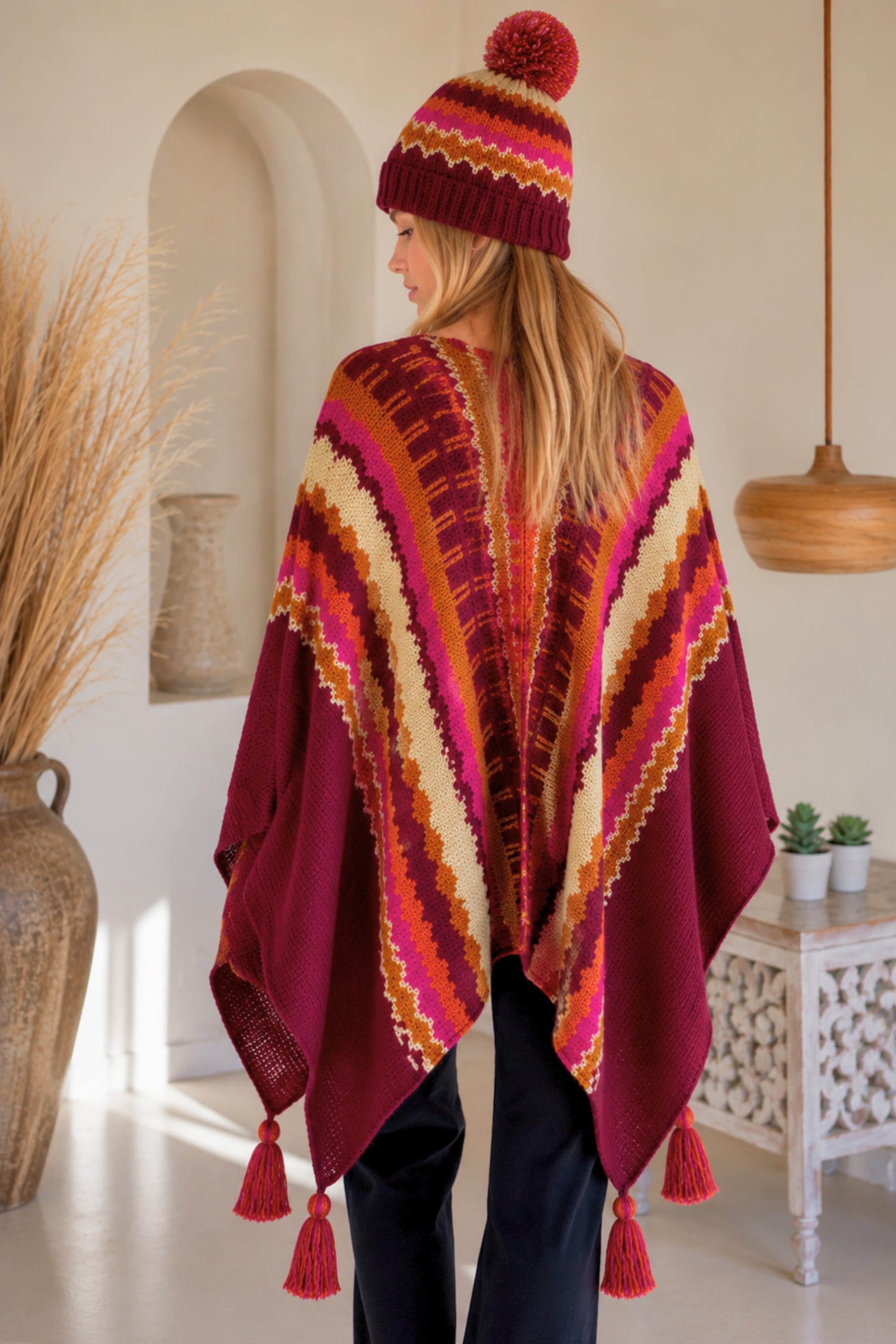 Nordic Wool Poncho Bordeaux
