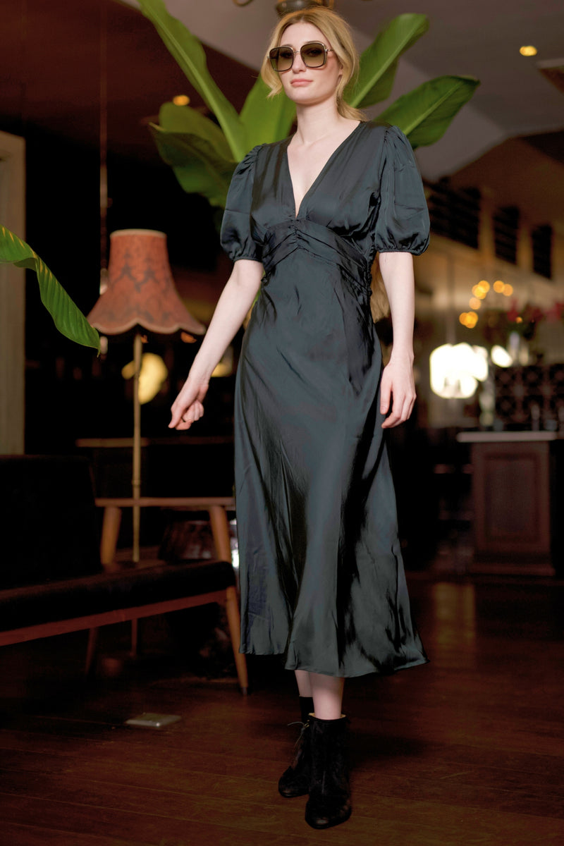 Satin Kleid Olive